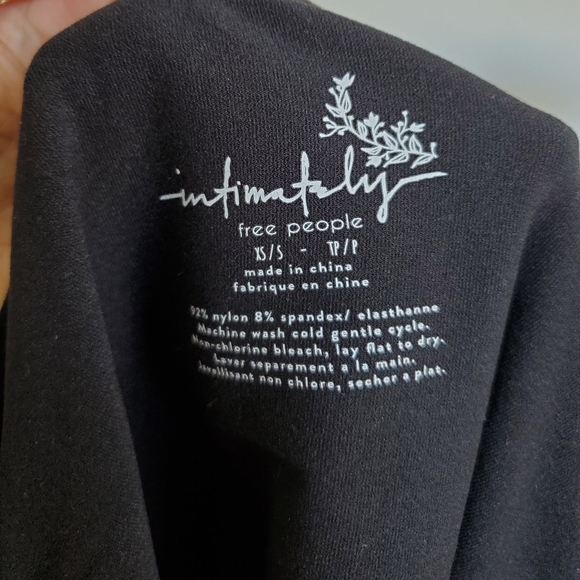 { Free People } Crop Top - Picture 3 of 3